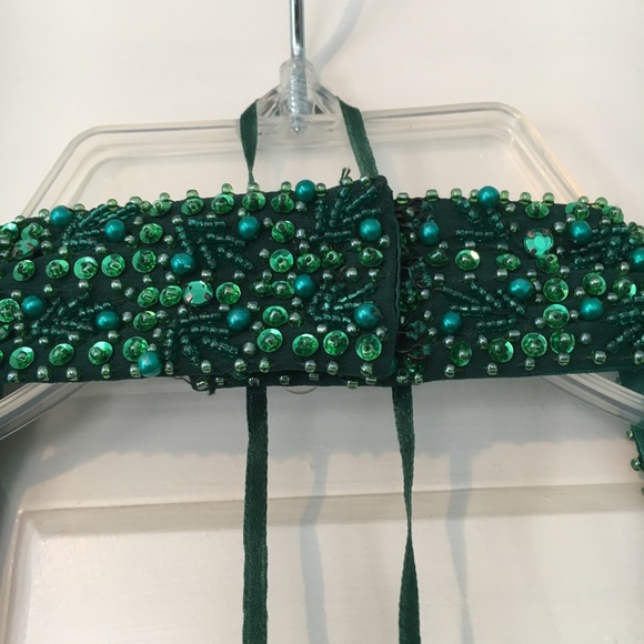 JS Boutique Halter Dress - Picture 4 of 11